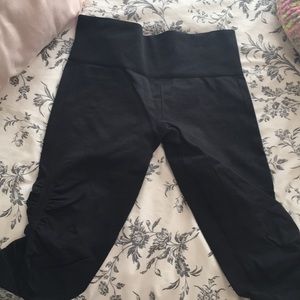 High waist Lululemon crops 8